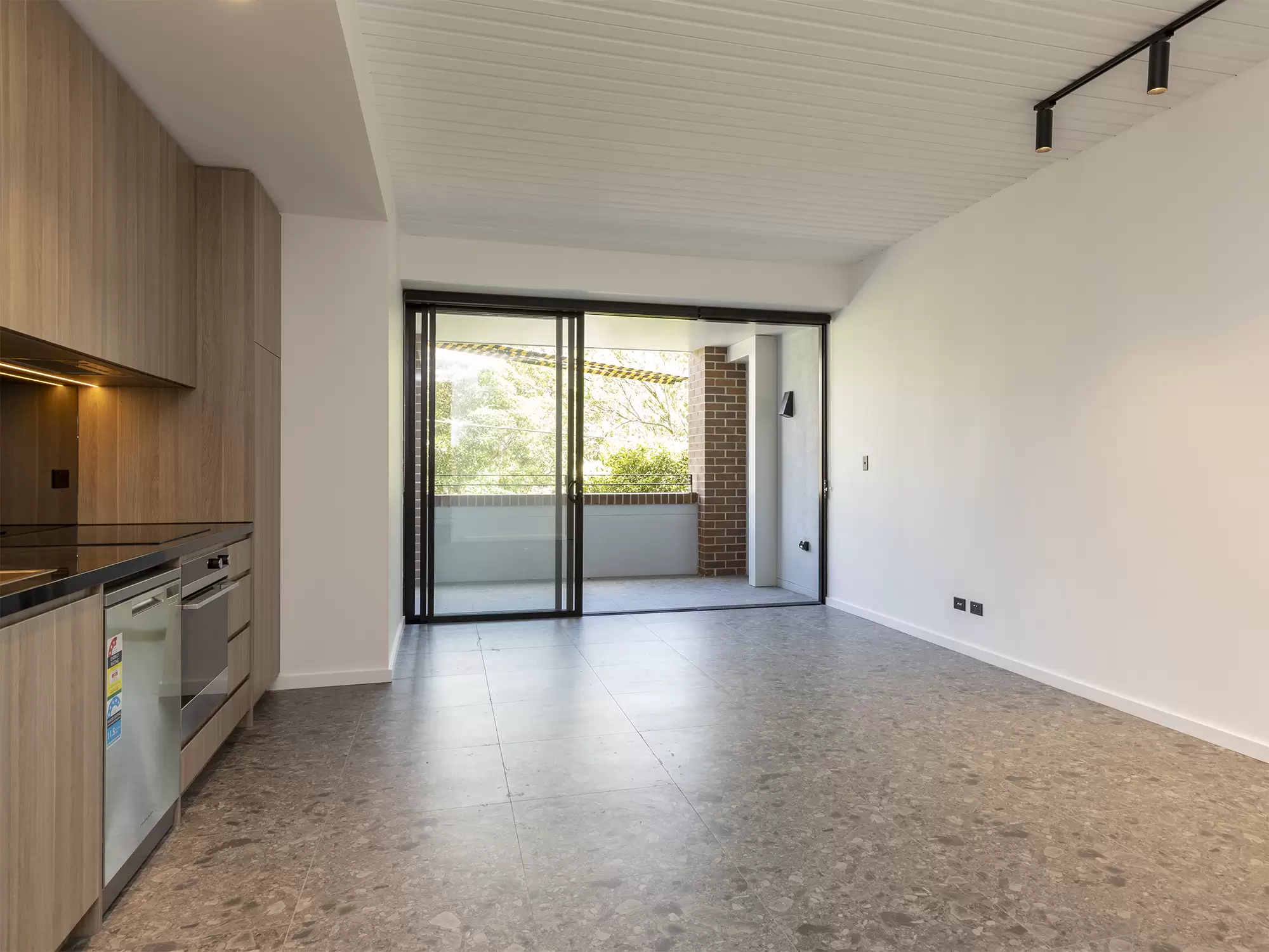 102/93 Parraween Street, Cremorne Leased by Prosper Group - image 1