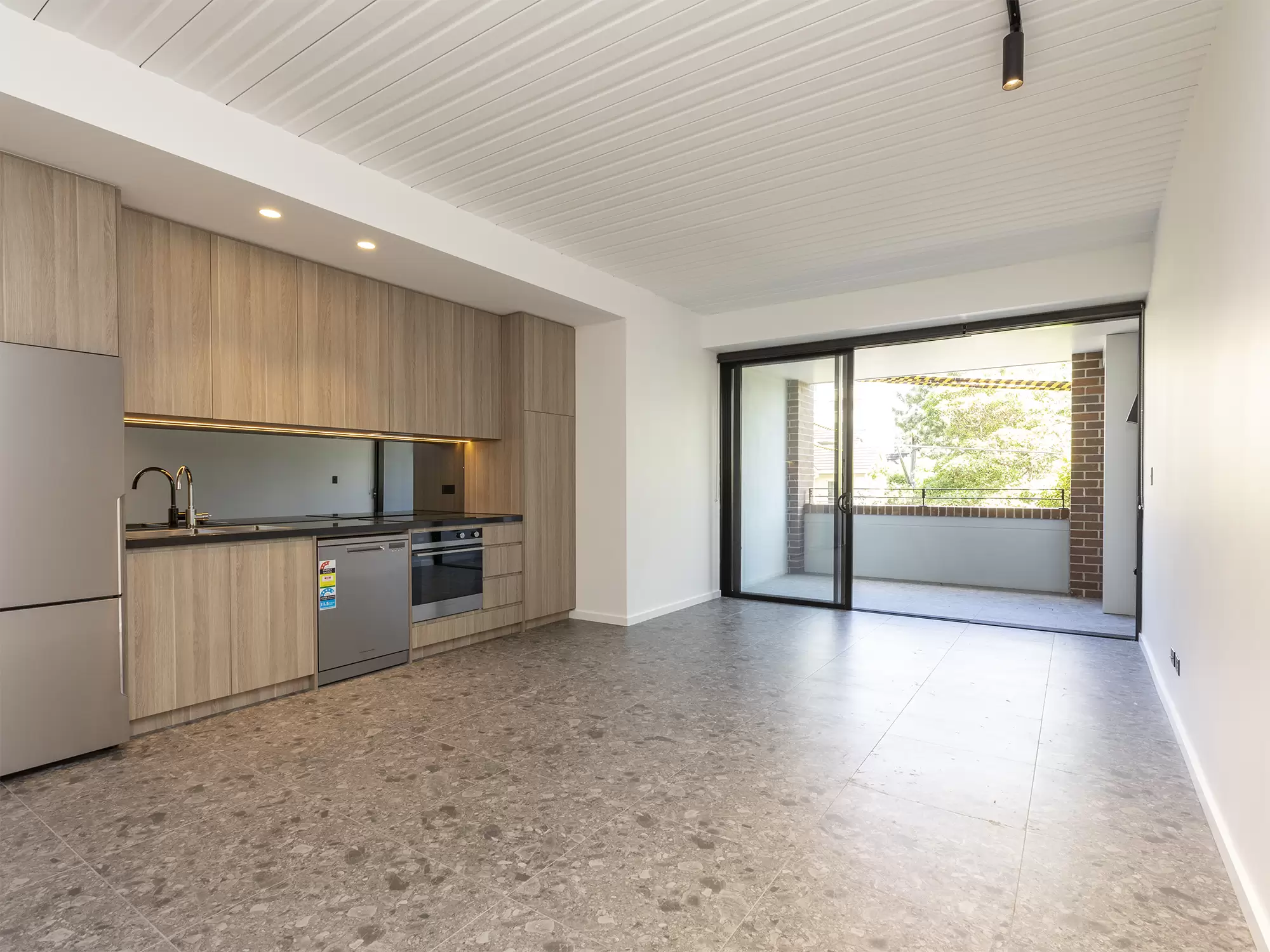 102/93 Parraween Street, Cremorne Leased by Prosper Group - image 1