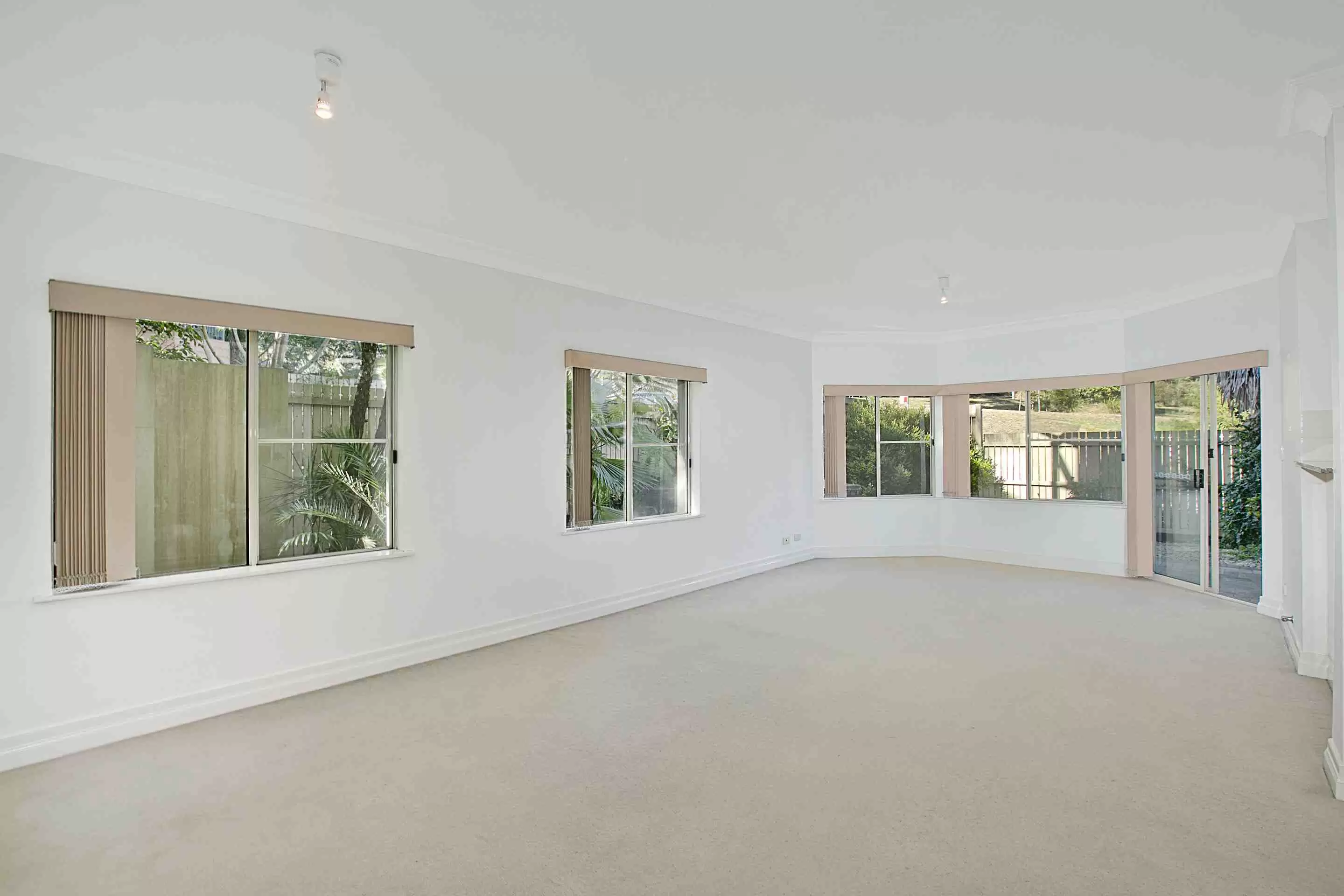 1/1-5  Russell Street, Wollstonecraft Leased by Prosper Group - image 1